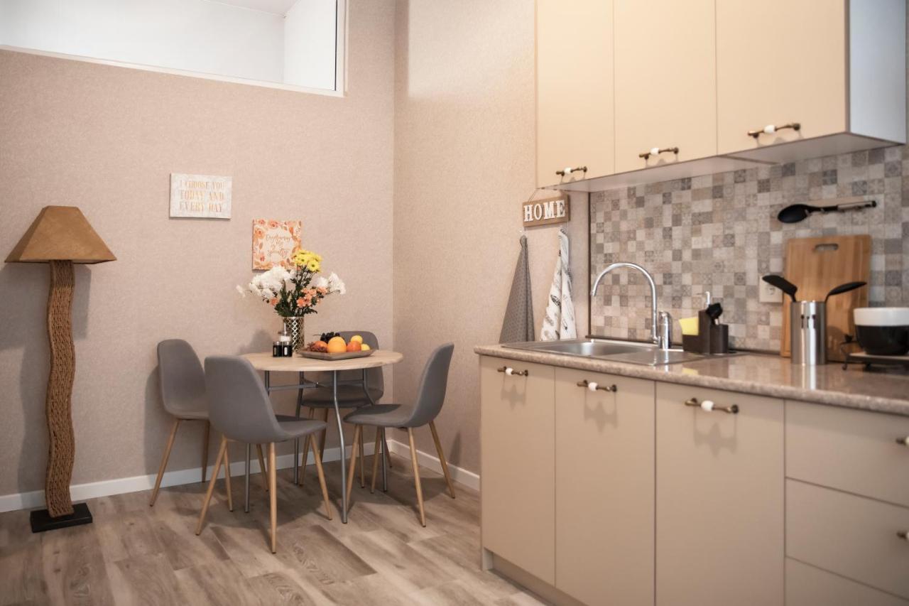 Charming Apartment In The Historic District Of Тбилиси Экстерьер фото
